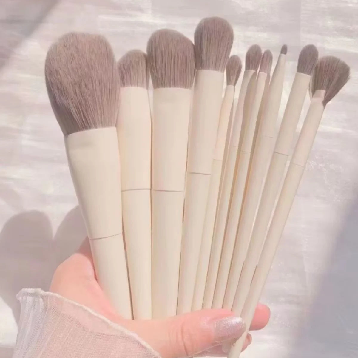 Soft Fluffy Makeup Brush Set – Eyeshadow, Foundation & Blush