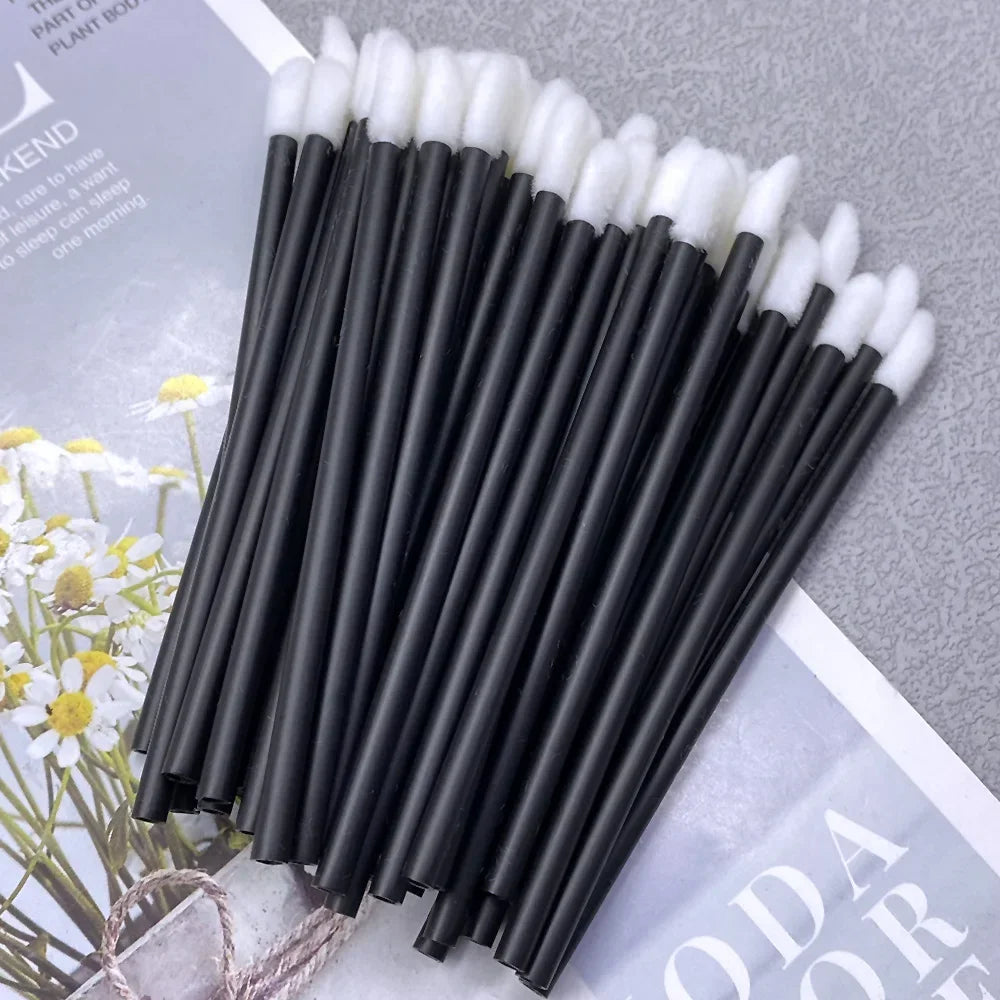 50/1000 PCS Disposable Lip Brush – Lipstick & Gloss Applicator Wands