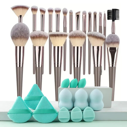 3-20PCS Makeup Brush Set – Eyeshadow, Foundation & Blush with Storage Box