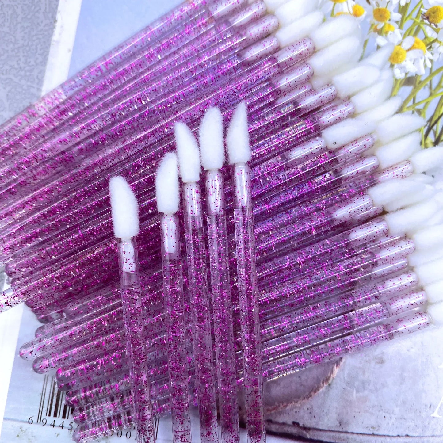 50/1000 PCS Disposable Lip Brush – Lipstick & Gloss Applicator Wands