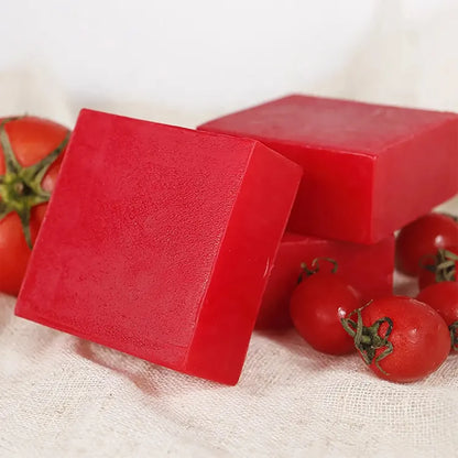 LKIAE Tomato Handmade Soap – Natural Whitening & Oil Control Bar