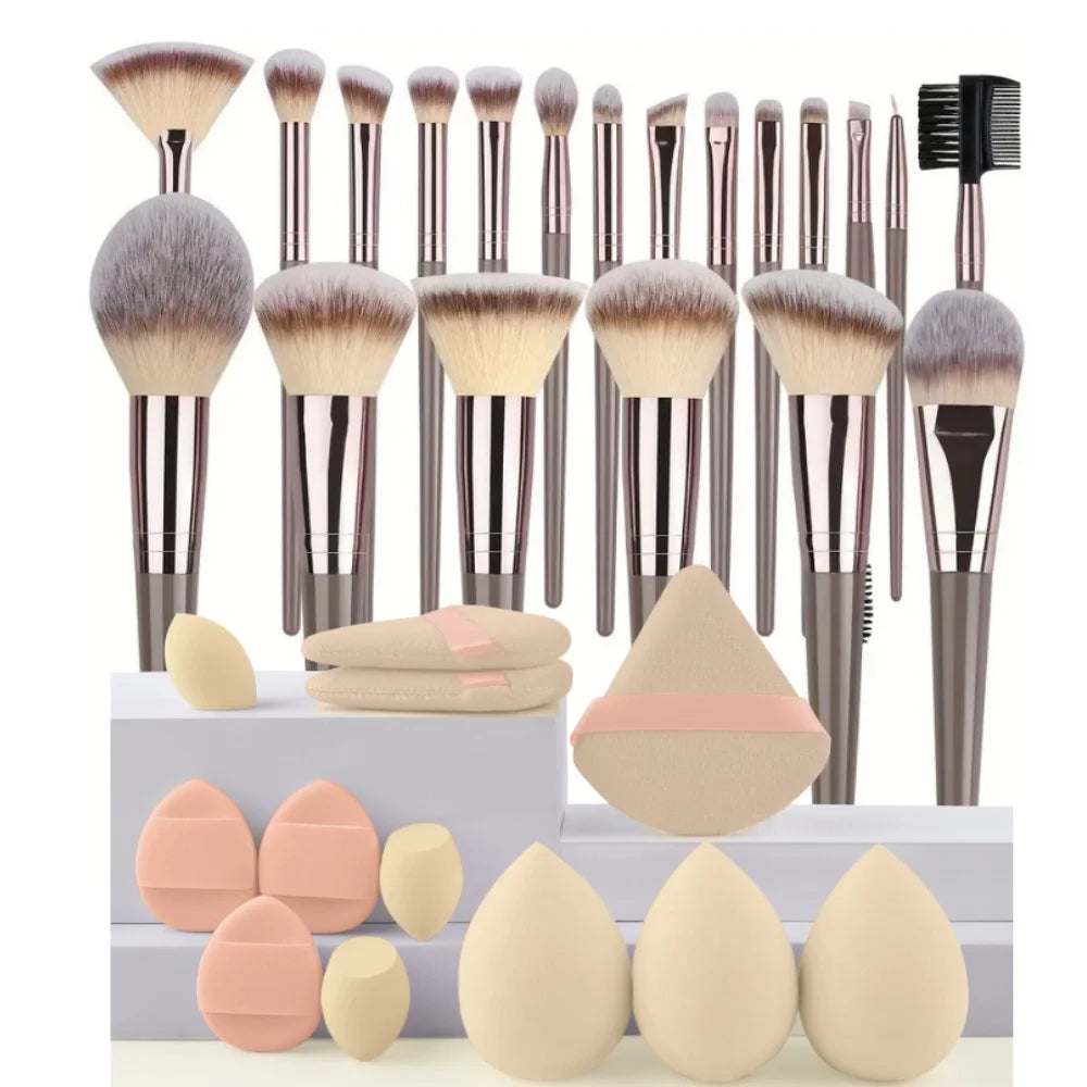 3-20PCS Makeup Brush Set – Eyeshadow, Foundation & Blush with Storage Box